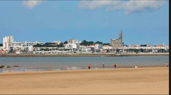 plage de la grande conche royan.JPG
