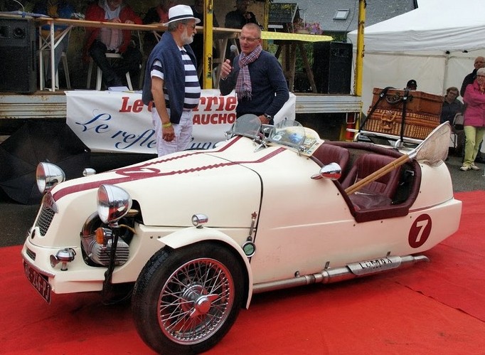 lomax76.jpg