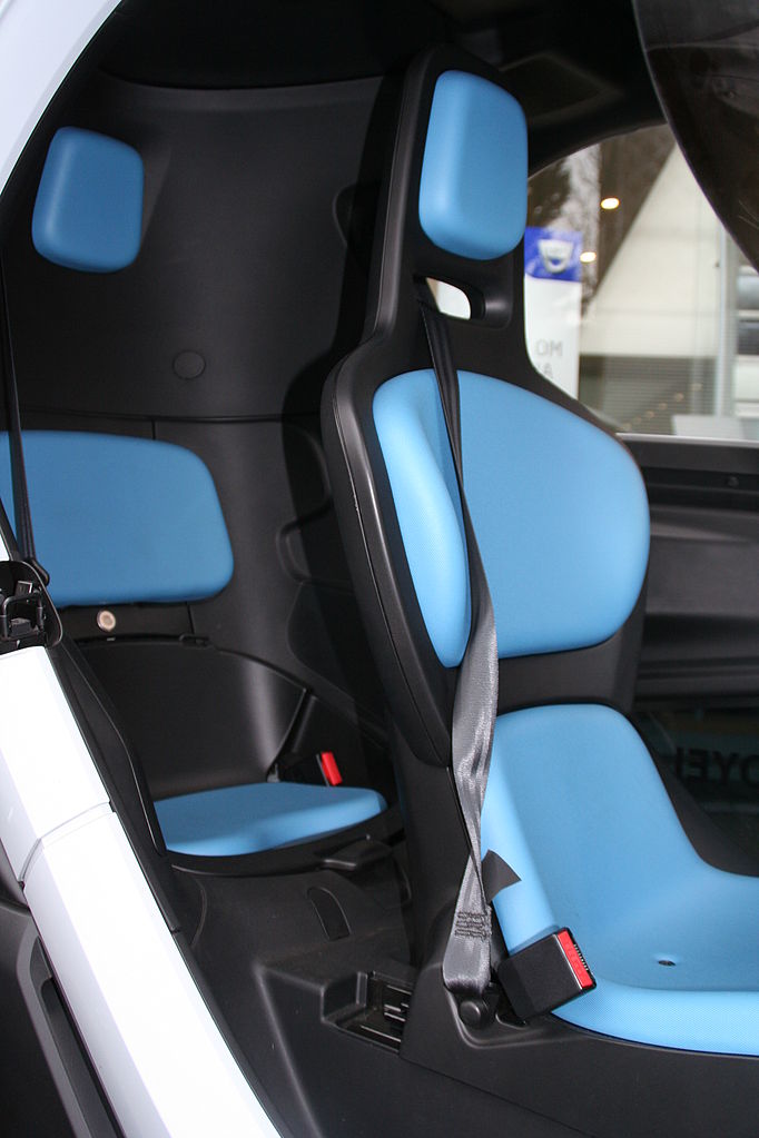 682px-Interieur_Renault_Twizy.JPG