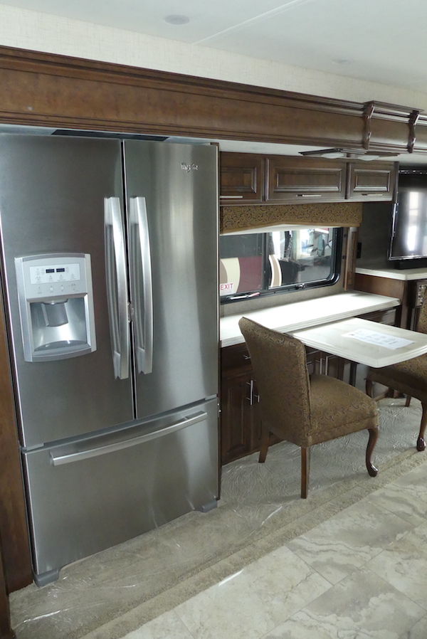 Le frigo Américain. Au diable le poids
