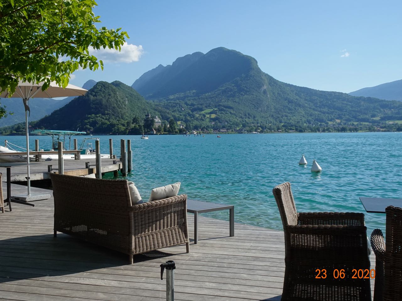 Lac d’Annecy vu de la terrasse du restaurant